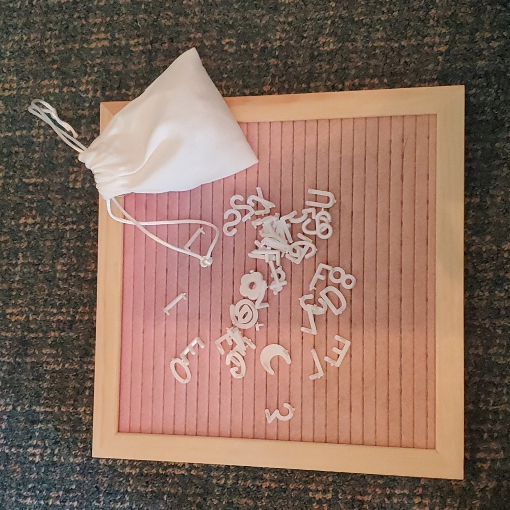 Changeable Felt Message Board